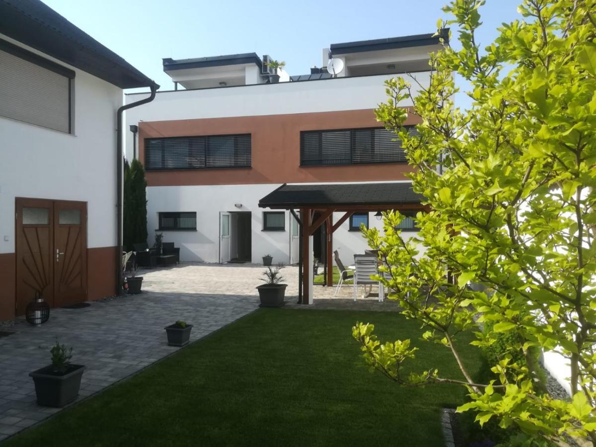 Penthouse Griemann 2 Fuer Max 4 Personen Mit Eigener Grosser Dachterrasse Zum Relaxen! Ілльміц Екстер'єр фото
